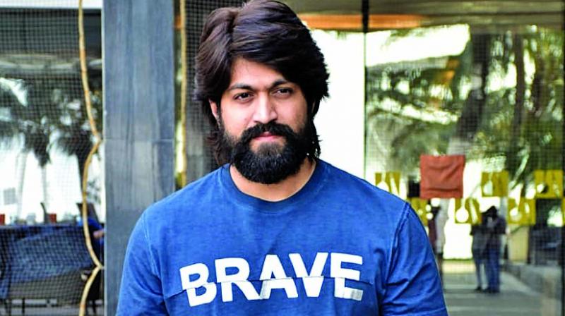 Yash Biography, Height, Weight, Awards, Family, Box Office & More